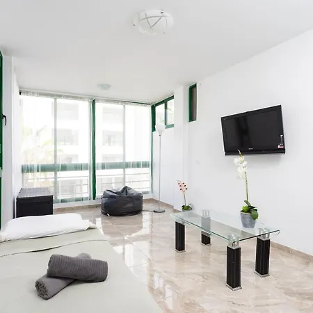Gasthof Black Cat Surf House 1 B Arona (Tenerife)